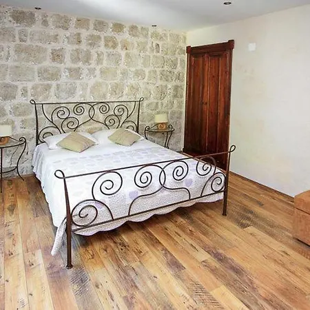 Apartment&rooms Savonari - Two Bedroom With Terrace *