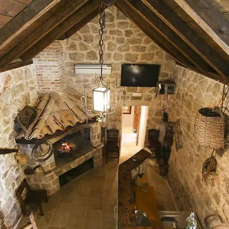 Apartment&rooms Savonari - Two Bedroom With Terrace