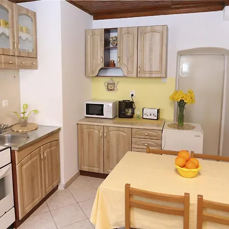 Apartment&rooms Savonari - Two Bedroom With Terrace *